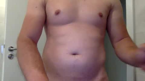 Snapshot of marcwholoves26 chatting on May 2026 09:28:01 AM marcwholoves26 online show from May 2026 09:28:01 AM