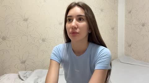 Snapshot of margaretawieczorek chatting on May 2026 03:45:02 AM Emily online show from May 2026 03:45:02 AM
