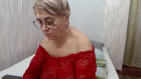 MargaretStar online show from February 2026 03:00:01 PM