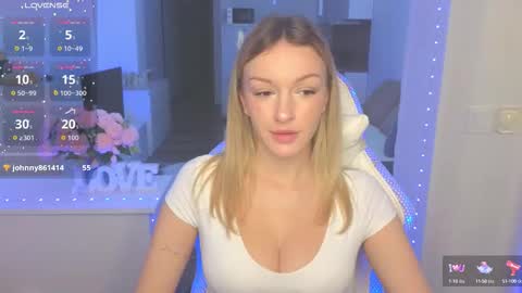 Snapshot of margaretsweet1 chatting on September 2025 12:12:01 AM Margaret online show from September 2025 12:12:01 AM