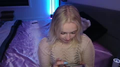 Snapshot of margot_robbie7 chatting on June 2026 01:16:02 AM margot_robbie7 online show from June 2026 01:16:02 AM