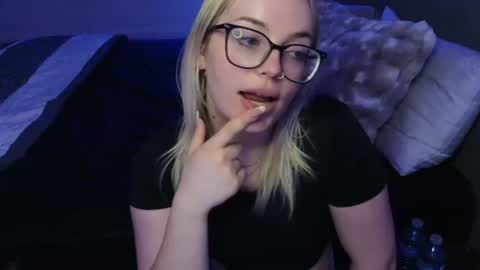 Snapshot of margot_robbie7 chatting on July 2026 01:08:02 AM margot_robbie7 online show from July 2026 01:08:02 AM