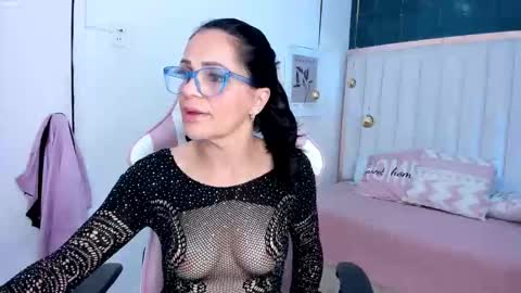 Margot  online show from February 2026 12:59:02 PM