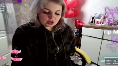 Mari online show from March 2025 07:10:01 AM