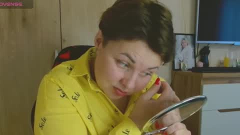 Mari online show from October 2025 07:41:01 AM