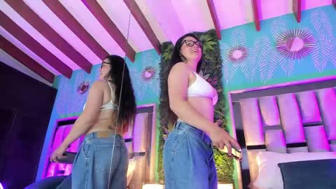 Mari online show from April 2026 09:17:01 PM