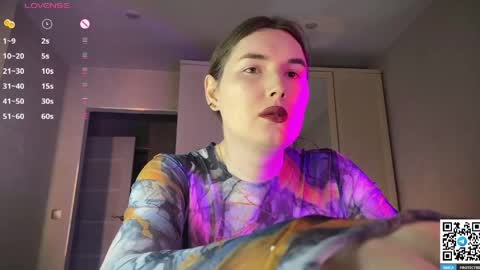 Snapshot of maria_bowie chatting on May 2026 04:07:02 AM Maria online show from May 2026 04:07:02 AM
