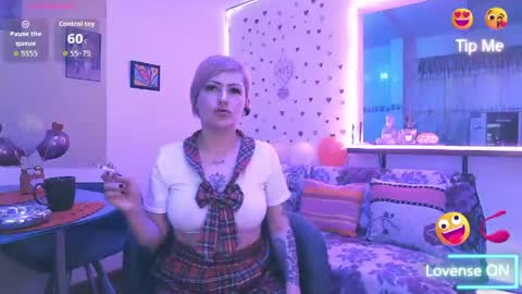 Snapshot of maria_fernandaxxx_ chatting on February 2026 08:10:01 PM Maria fernanda online show from February 2026 08:10:01 PM
