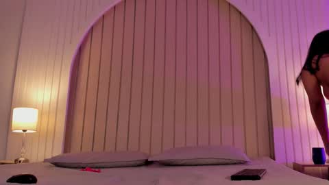 Maria  online show from December 2025 11:41:01 AM