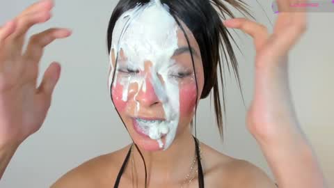 S O F I A  model independent online show from January 2025 11:32:02 AM