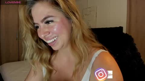 Snapshot of mariadanielasanchez chatting on May 2026 01:57:16 AM mariadanielasanchez online show from May 2026 01:57:16 AM