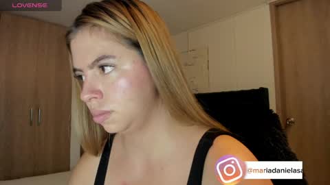 Snapshot of mariadanielasanchez chatting on May 2026 10:29:01 PM mariadanielasanchez online show from May 2026 10:29:01 PM