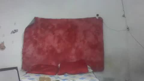 Snapshot of mariaevamotta5 chatting on February 2026 12:39:02 PM casal delicia online show from February 2026 12:39:02 PM