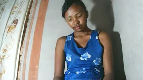 Maria online show from November 2025 01:39:01 AM