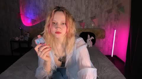 Maria online show from February 2025 07:19:02 PM