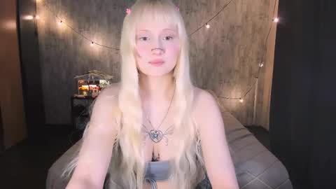 Maria online show from November 2025 02:26:01 AM