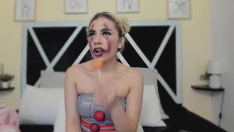 Snapshot of marian_pinzon chatting on November 2025 02:35:02 AM Marian online show from November 2025 02:35:02 AM