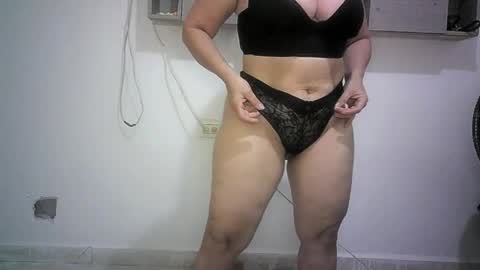Snapshot of mariana995649 chatting on April 2026 02:42:01 AM mariana995649 online show from April 2026 02:42:01 AM