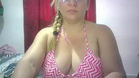 Snapshot of mariana995649 chatting on June 2026 02:55:01 PM mariana995649 online show from June 2026 02:55:01 PM