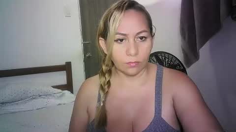 Snapshot of mariana995649 chatting on June 2026 12:30:01 PM mariana995649 online show from June 2026 12:30:01 PM