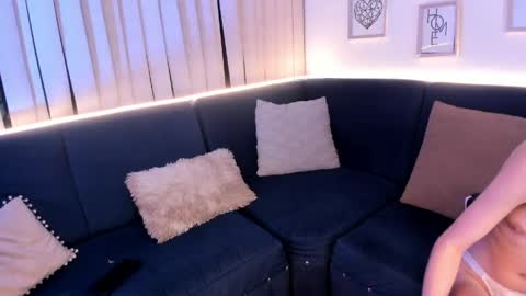 mariana__thompson online show from April 2026 03:20:02 AM