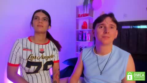 Snapshot of mariana_and_ronny chatting on May 2026 10:19:02 AM Mariana and Ronny online show from May 2026 10:19:02 AM