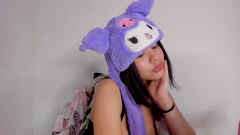 Snapshot of mariana_laurent1 chatting on February 2025 11:13:02 PM Mariana online show from February 2025 11:13:02 PM