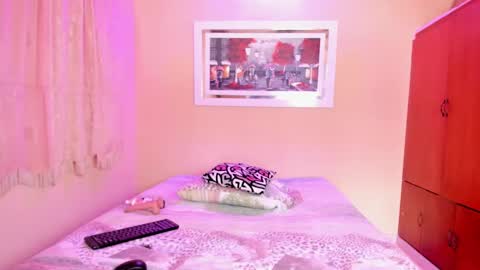 mariana mauricio online show from January 2025 08:31:02 PM