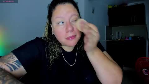 Snapshot of mariana_smittt chatting on February 2025 07:40:01 AM   Independent Model online show from February 2025 07:40:01 AM