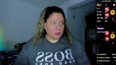 Snapshot of mariana_smittt chatting on February 2025 08:52:01 AM   Independent Model online show from February 2025 08:52:01 AM