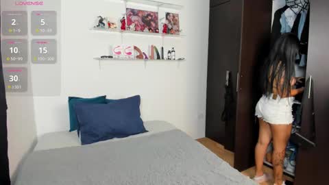 MARIANA Y VALENTINA online show from September 2025 11:10:02 AM