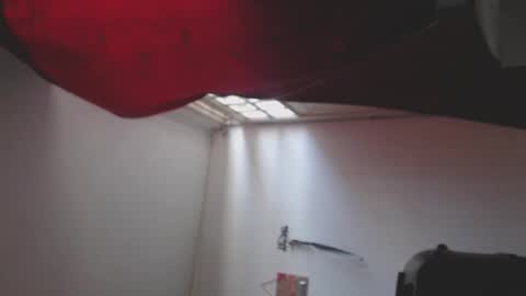 Mariana online show from November 2025 10:08:02 PM