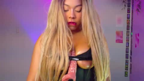 Mariana Prada online show from January 2026 10:02:02 PM