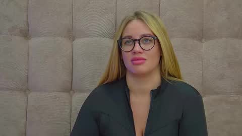 Maria online show from February 2025 09:33:02 PM