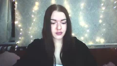 mariangloom online show from April 2026 10:18:02 PM