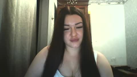 Snapshot of mariangloom chatting on July 2026 09:22:01 PM mariangloom online show from July 2026 09:22:01 PM