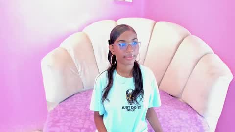 marianrosse online show from September 2025 07:46:02 PM