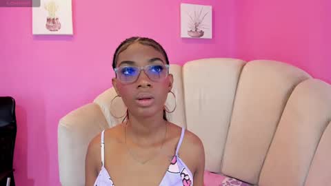 marianrosse online show from September 2025 03:51:01 AM