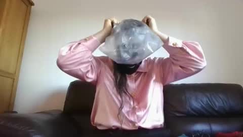 Mariasatin online show from November 2025 11:36:02 AM