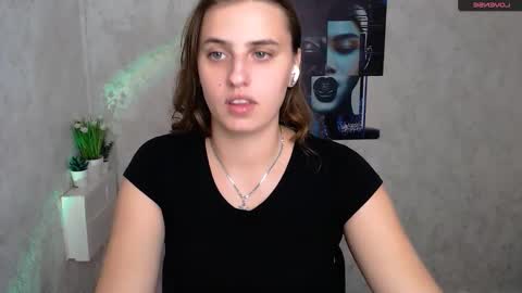 Mariia online show from September 2025 08:38:02 AM