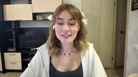 Elianor online show from April 2026 08:36:02 AM