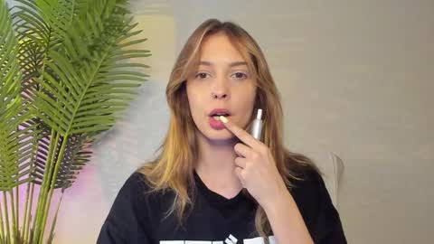 Masha online show from October 2025 11:32:02 AM