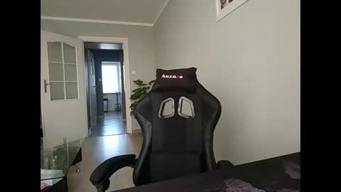 maribor5879 online show from February 2025 02:45:01 PM