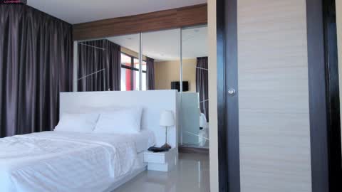 Marie online show from January 2025 08:05:01 AM