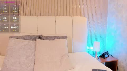 Snapshot of marie_miller_ chatting on April 2026 05:30:01 PM M A R I E online show from April 2026 05:30:01 PM