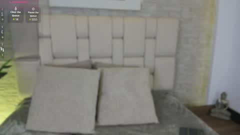 Snapshot of marie_miller_ chatting on May 2026 12:43:01 PM M A R I E online show from May 2026 12:43:01 PM