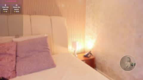 Snapshot of marie_miller_ chatting on May 2026 02:45:01 PM M A R I E online show from May 2026 02:45:01 PM