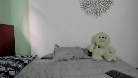 700 pm Washington time online show from January 2025 09:20:01 PM