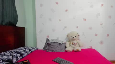 700 pm Washington time online show from March 2025 10:26:01 PM