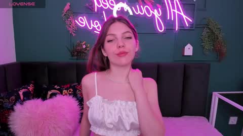 Mary 3 online show from January 2025 01:42:02 AM